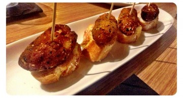 Croquetes de pollastre pota blava Croquetes de pollastre pota blava